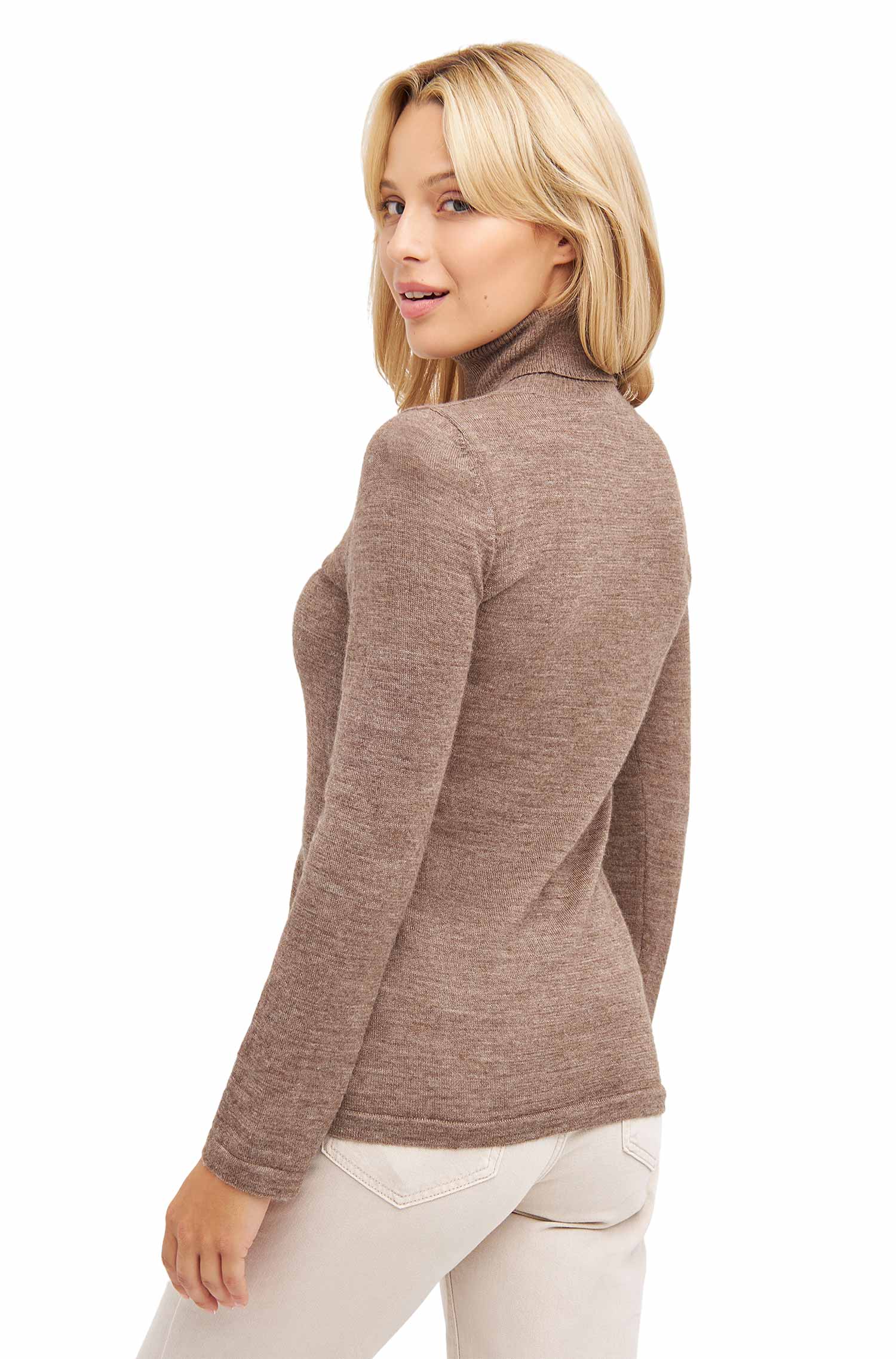 Alpaka Rollkragen Pullover MADAI aus Baby Alpaka und Seide-sand