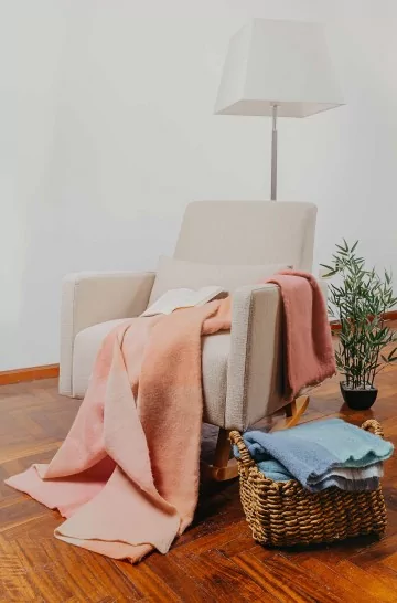 VIVERE blanket by KUNA