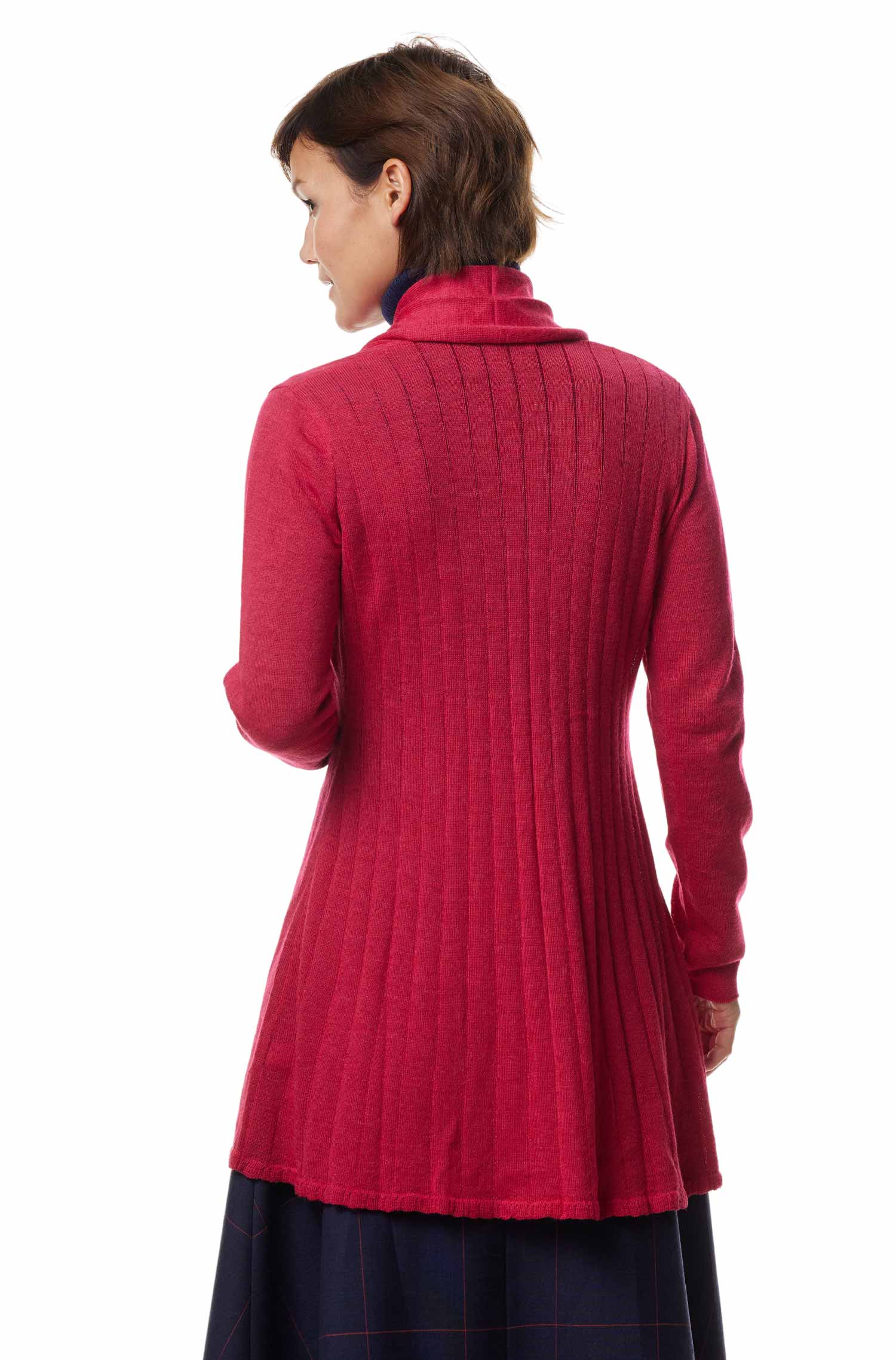 Alpaka Strickjacke PENELOPE LONG aus 100% Baby Alpaka-kirsche